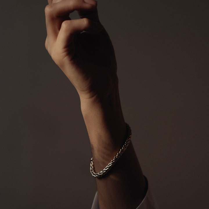 Interwoven Majesty Bracelet Luxe