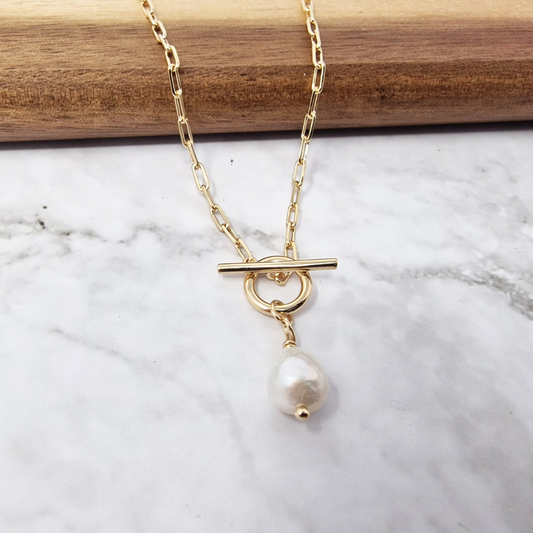 Gold Women's Pearl Necklace