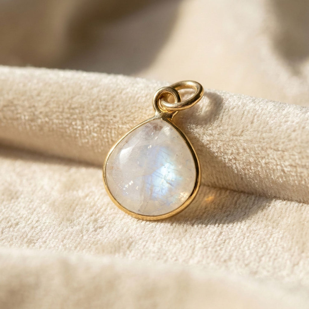 18ct Vermeil Round Bezel Pendant
