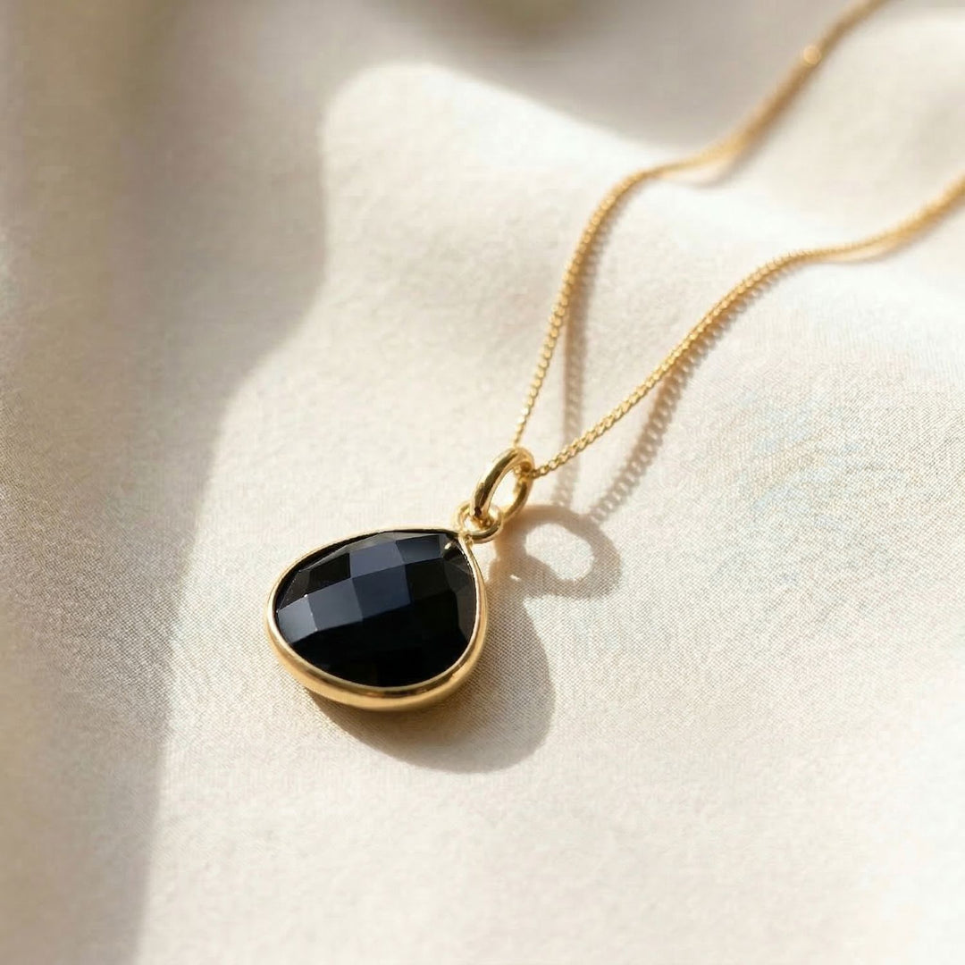 18ct Gold Plated Black Onyx Gemstone Pendant Necklace