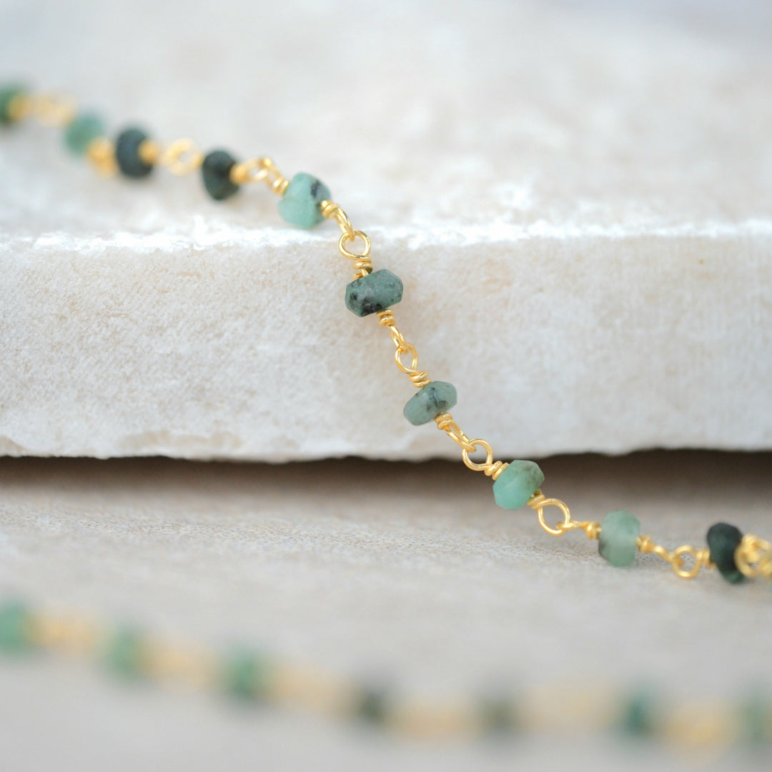 Raw Green Emerald Beaded Delicate Gold Plated Necklace