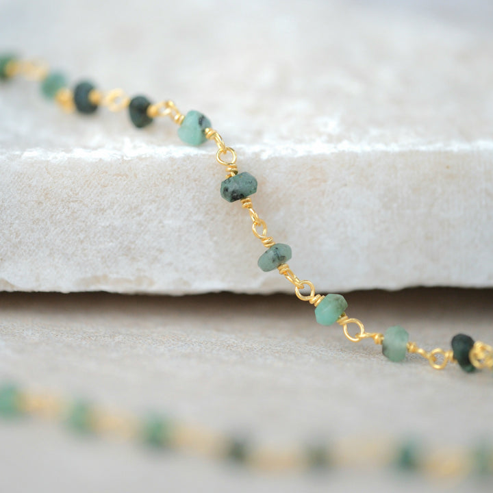 Raw Green Emerald Beaded Delicate Gold Plated Necklace