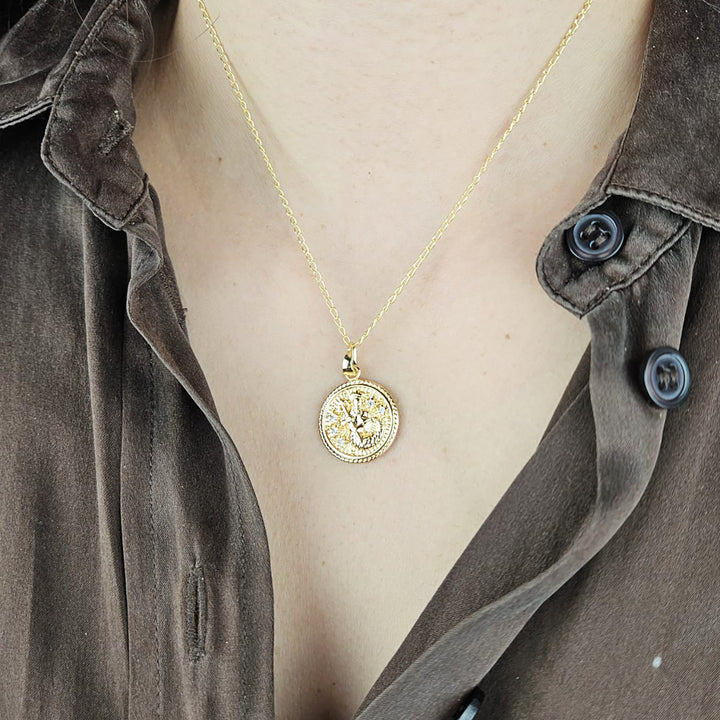 Aquarius Gold Plated Zodiac Astrology Pendant Charm Necklace