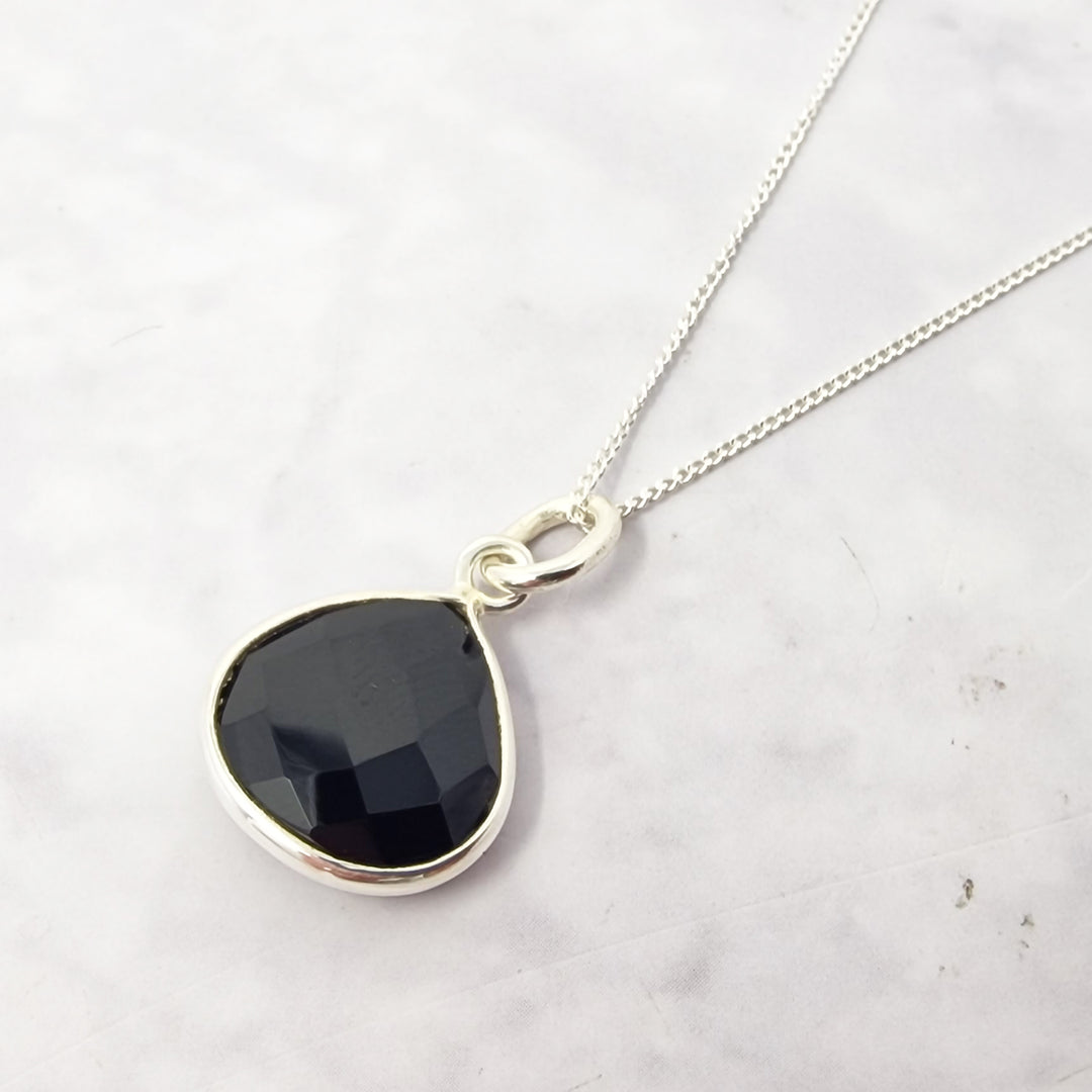 Silver Black Onyx Gemstone Pendant Necklace