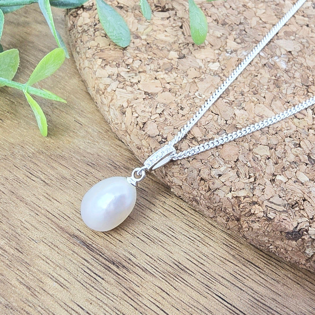 Dainty Peal Pendant Sterling Silver Necklace