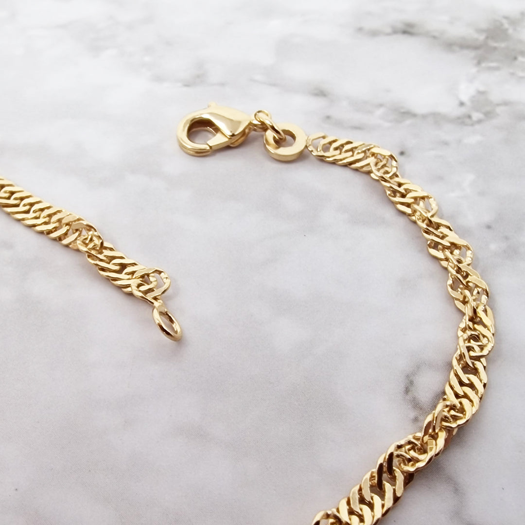 Flavia Twisted Chain Gold Singapore Necklace