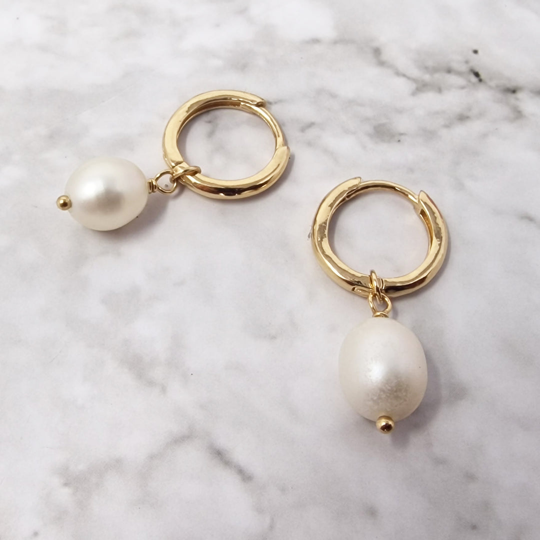 Isabella Pearl Gold Hoop Earrings